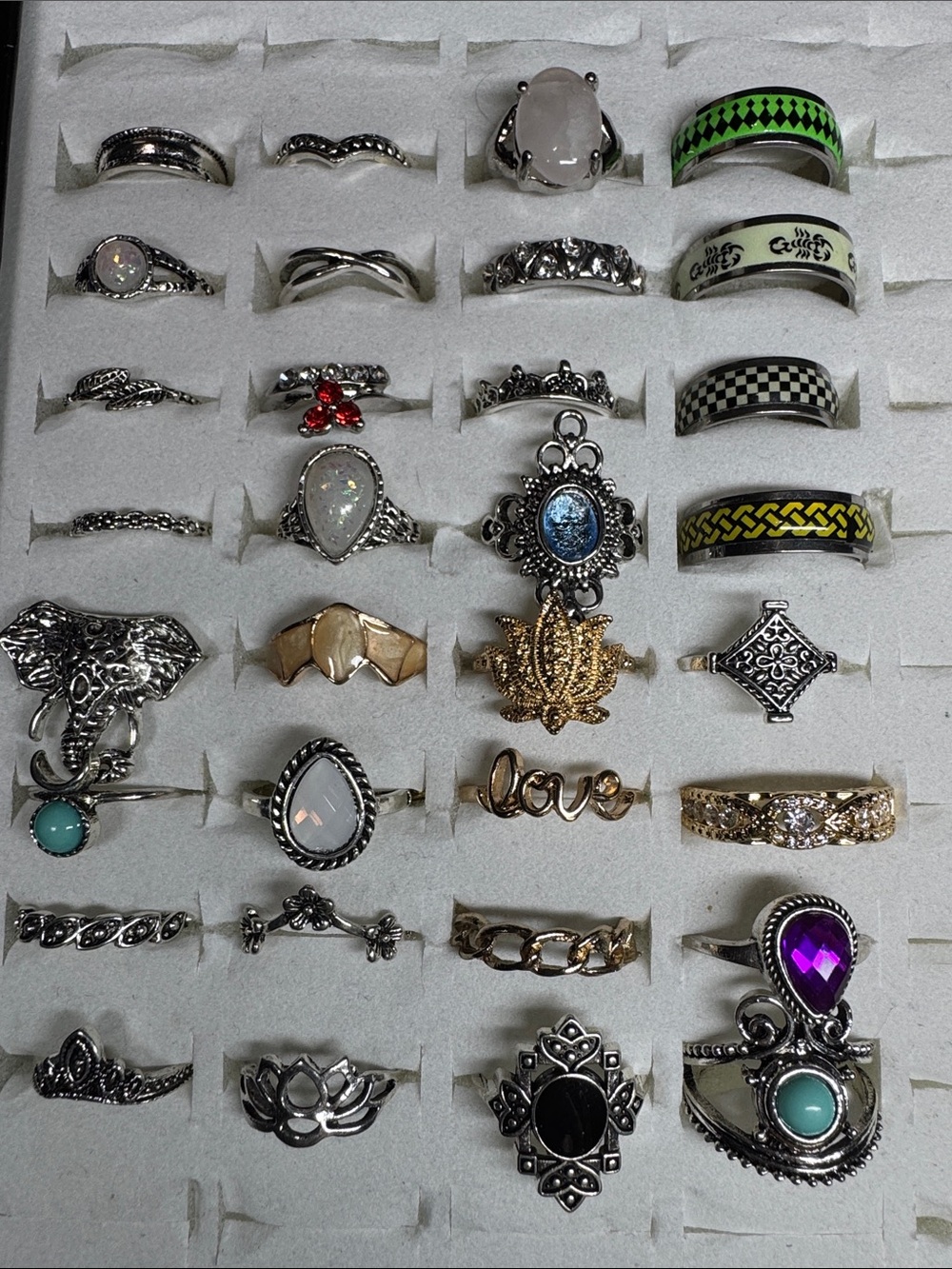 32 Silver Tone and Gold toned Fashion Rings